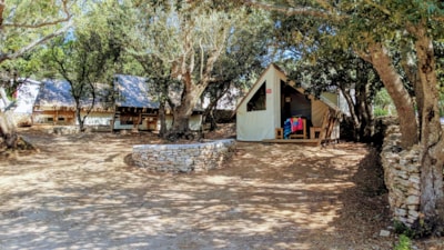 Canvas bungalow