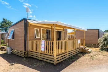 Mietunterkunft - Premium Exclusive Lounge | 26M² | A/C + Tv + Wifi | 2 Bedrooms | Terrace - - Camping Marvilla Parks - Le Soleil de la Méditerranée