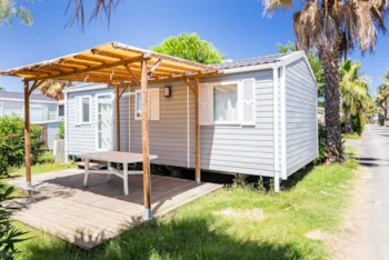 Mietunterkunft - Comfort | 31M²| A/C + Tv | 3 Bedrooms | Garden Level Terrace - - Camping Marvilla Parks - Le Soleil de la Méditerranée