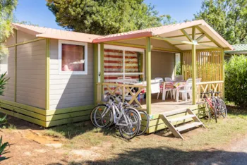 Mietunterkunft - Chalet Comfort Xl | 34M² |A/C + Tv | 3 Bedrooms | Covered Terrace - - Camping Marvilla Parks - Le Soleil de la Méditerranée