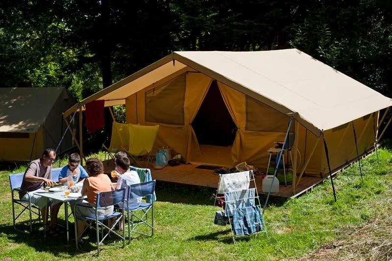 Location - Tente Classic 5 - Huttopia Douarnenez