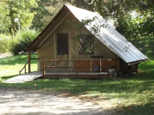 Locatif - Tentdoek en hout voor - CAMPING LE NID DU PARC