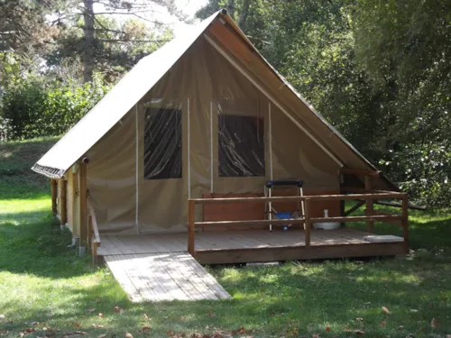 Location - Tente Toile Et Bois - Adapté Pour Personnes À Mobilité Réduite - image n°4 - CAMPING LE NID DU PARC
