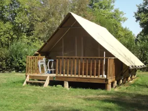 Locatif - Tent doek en hout - CAMPING LE NID DU PARC