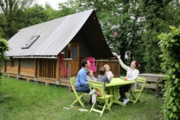 Location - Tente Lodge Toile Et Bois - CAMPING LE NID DU PARC