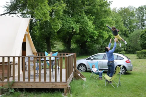Location - Nouveau! Tipi Toile Et Bois - image n°2 - CAMPING LE NID DU PARC