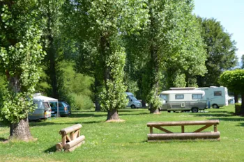 Camping Onlycamp Les Adoubes - image n°2 - Camping Direct