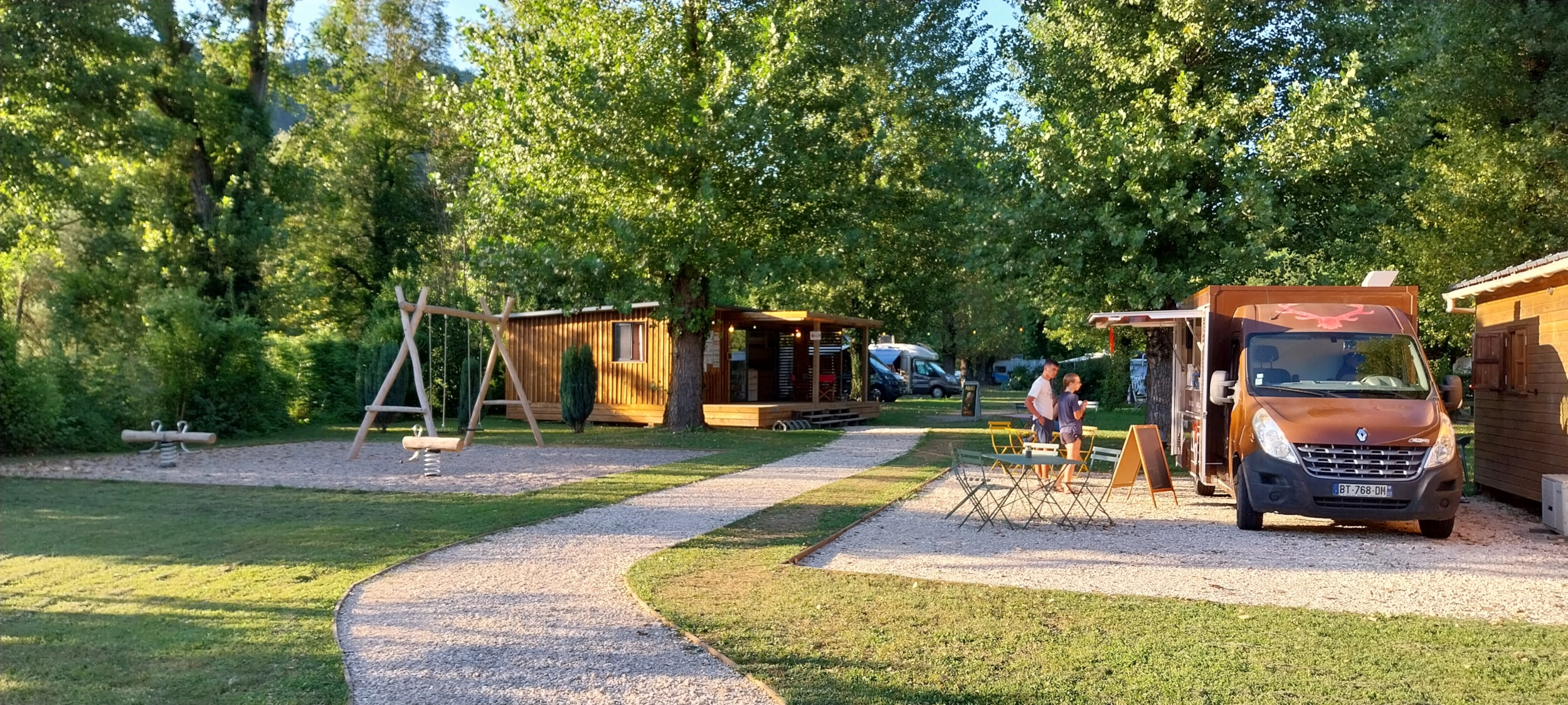 Camping Onlycamp Les Adoubes — Photo 4