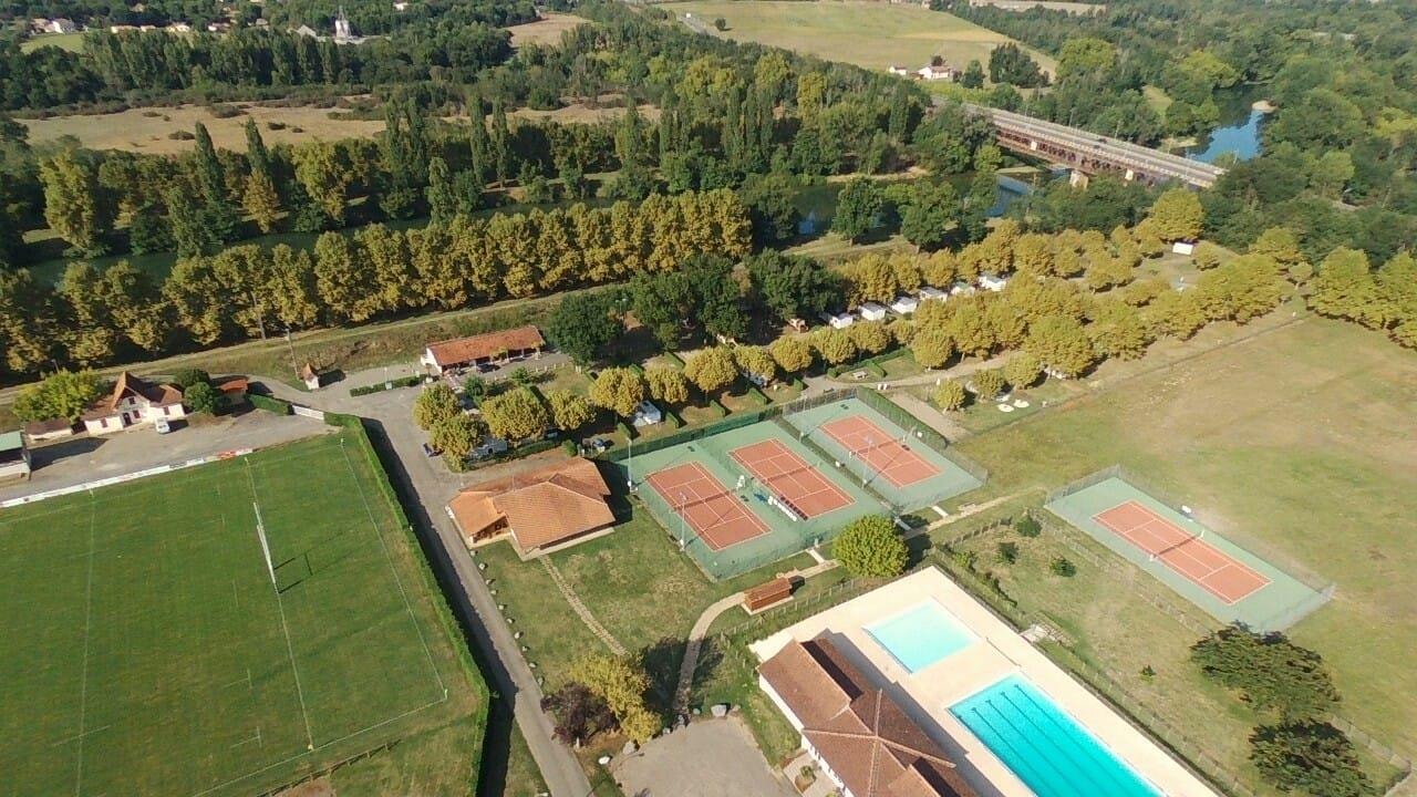 Camping Paradis les Rives de l'Adour — Foto 1
