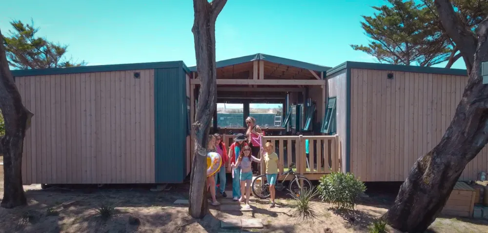 Location - Mobile Home Tropical Lodge Family Avec Jacuzzi- 36.80 M²/Mh - 6 Ch/12 Pers - Tribu Xxl - Camping - Club Mahana