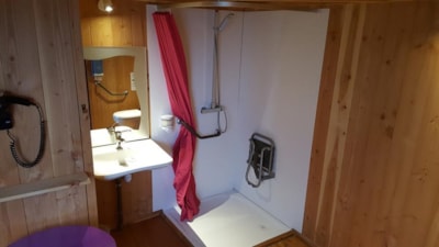 Modern Mongolian yurt (adapted for disabled persons)
