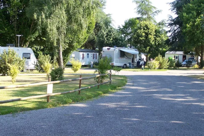 Camping du BOIS VERT - image n°1 - Camping Direct