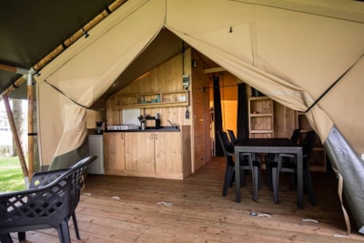 Safari tent with sanitary facilities — 3