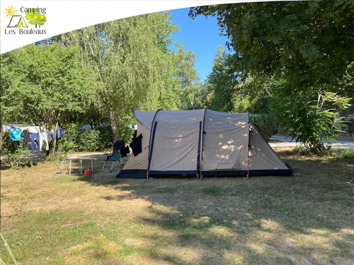 Forfait Emplacement Tente, Caravane Ou Camping-Car + Électricité 6A