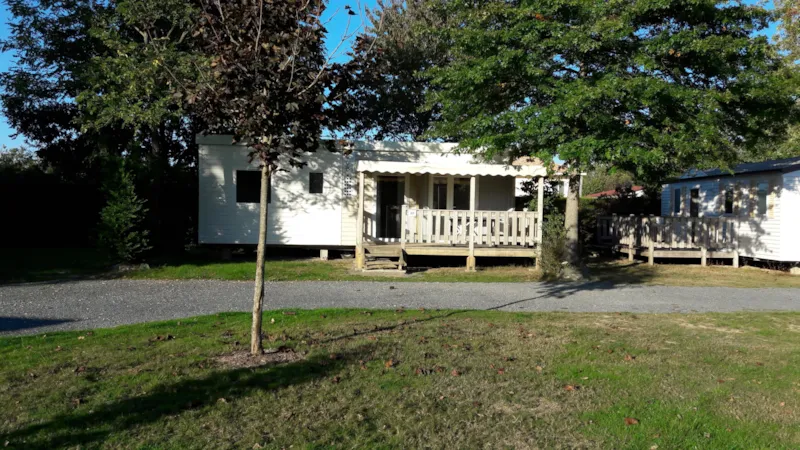 Mobil Home Confort 34M² - 3 Chambres + Terrasse Semi-Couverte 9M²