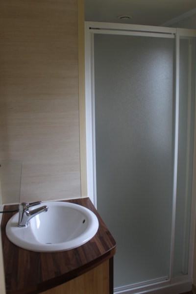 Mobile-home Confort 23m² - 2 bedrooms + Half-covered terrace 9m²