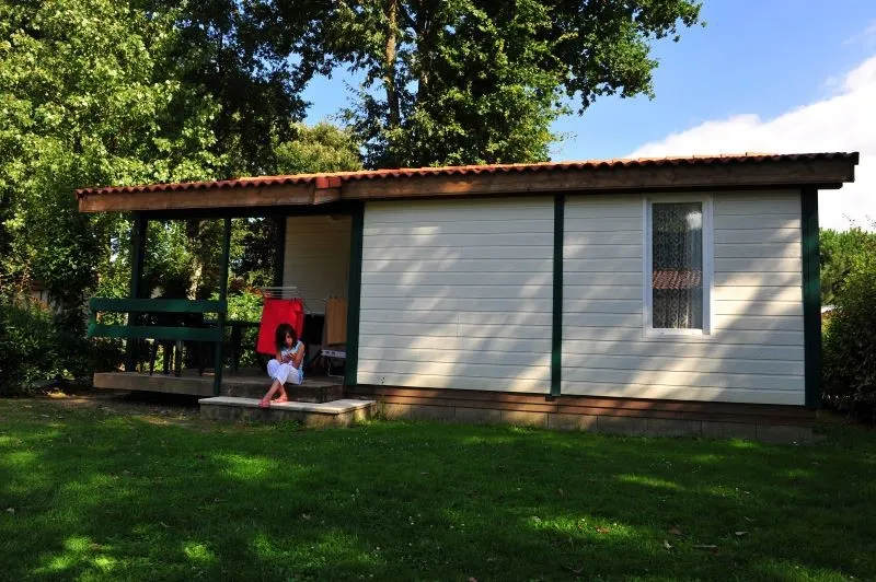 Chalet Bois Confort 31M² - 2 Chambres Dont Terrasse Couverte + Tv