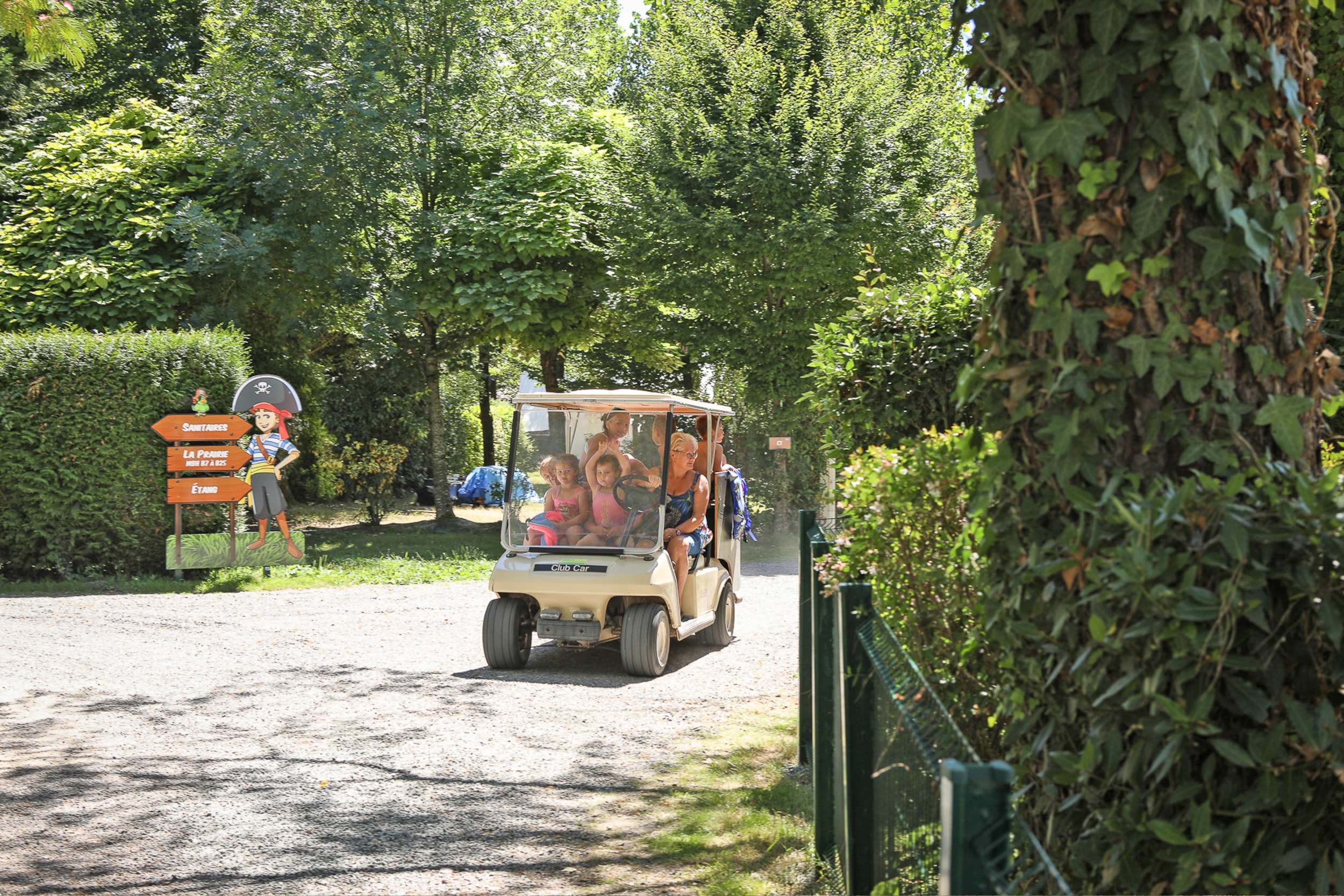 Flower Camping Le Pavillon — Photo 4