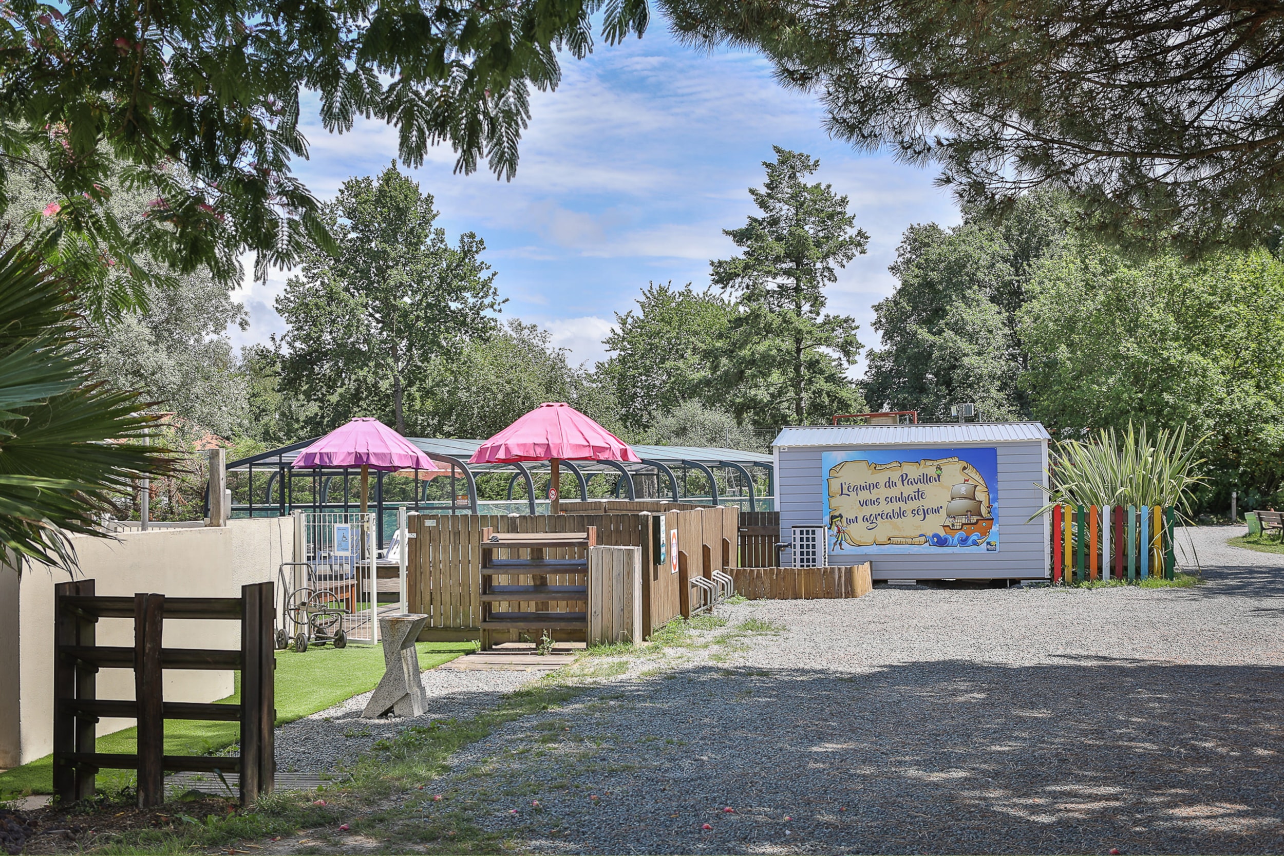 Flower Camping Le Pavillon — Photo 6