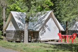 Location - Bungalow Toilé Et Bois Standard  28M² - 2 Chambres (Sans Sanitaires) - Flower Camping Le Pavillon