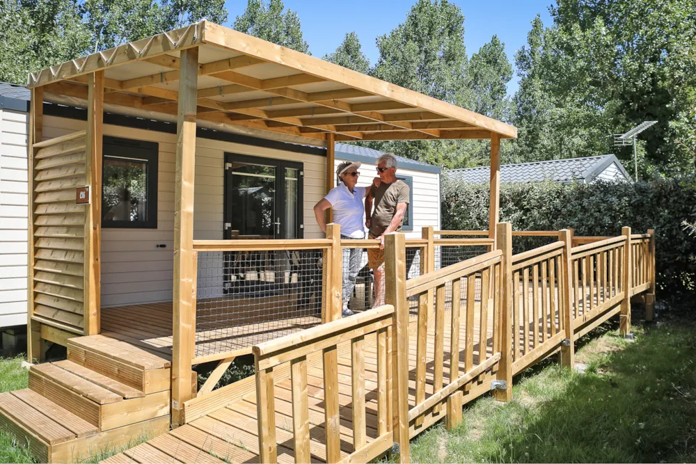 Location - Mobil Home Pmr Confort 31M² - 2 Chambres + Terrasse Semi-Couverte - Flower Camping Le Pavillon