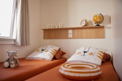 HomeFlower Premium 29m² - 2 bedrooms  + Half-covered terrace + TV + Dishwasher