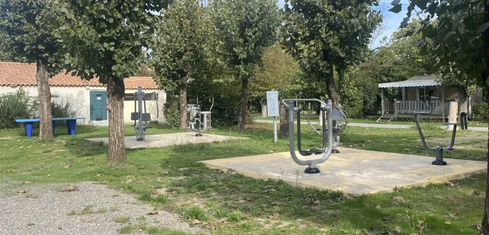 Flower Camping Le Pavillon - image n°29 - UniversalBooking