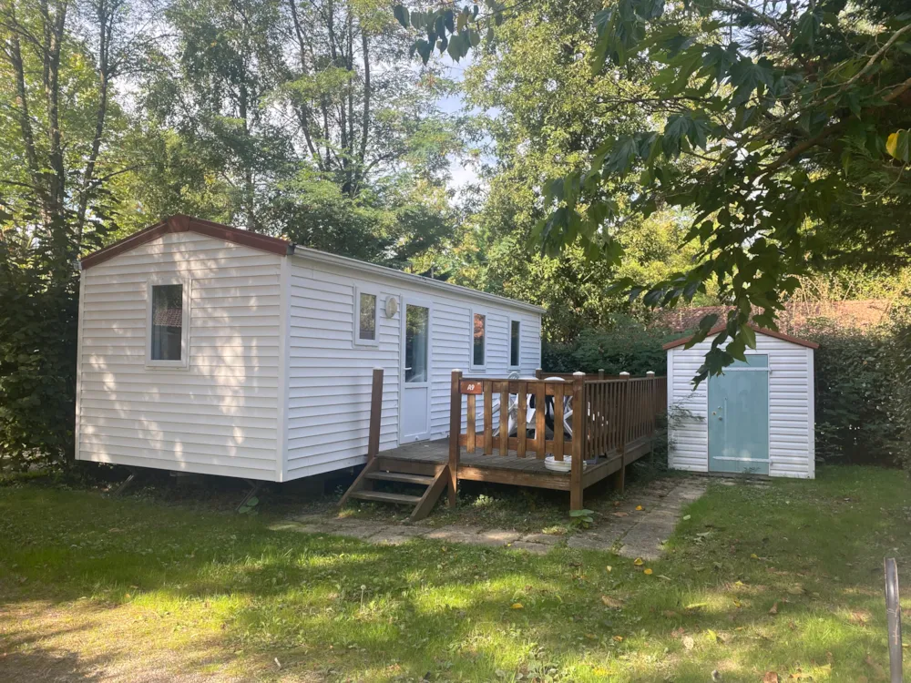 Location - Mobil-Home Standard - 1 Chambre (2/3 Personnes) + Terrasse Couverte + Tv - Flower Camping Le Pavillon