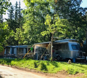 Stellplatz - Stellplatz Standard + 1 Auto - Aloha Camping Club