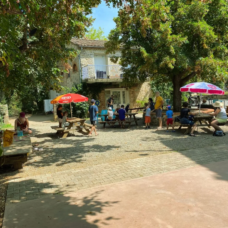 Flower Aloha Camping Club