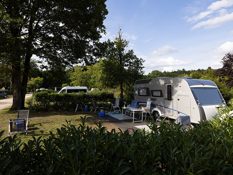 Natura pakket ( 1 camper / 1 bestelwagen / 1 caravan / 1 auto & 1 tent )