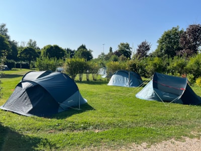 Youth SOLO package - Aged 18-25 ( 1 Tent and 1 Bike ) 1 pers.