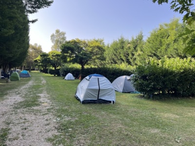 Youth SOLO package - Aged 18-25 ( 1 Tent and 1 Bike ) 1 pers.
