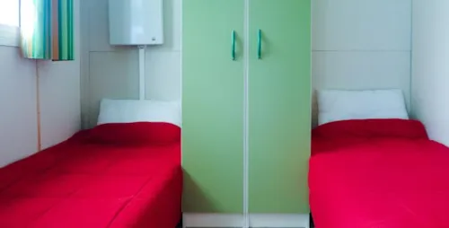 Location - Chalet Génépi 3 Chambres / Arrivée Et Départ Le Samedi En Juillet Et Août - image n°4 - Camping Les Marmottes