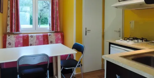 Huuraccommodatie(s) - Stacaravan L'eterlou 2 Slaapkamers / Aankomst En Alloceert Zaterdag In De Maanden Juli En Augustus. - image n°4 - Camping Les Marmottes