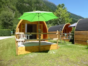 Locatif - Pod Tétras 12m² / Arrival and departure on SATURDAY in July and August - Camping Les Marmottes