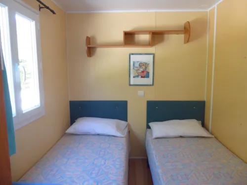 Huuraccommodatie(s) - Stacaravan Le Chamois 2 Slaapkamers / Aankomst En Alloceert Zondag In De Maanden Juli En Augustus. - image n°6 - Camping Les Marmottes