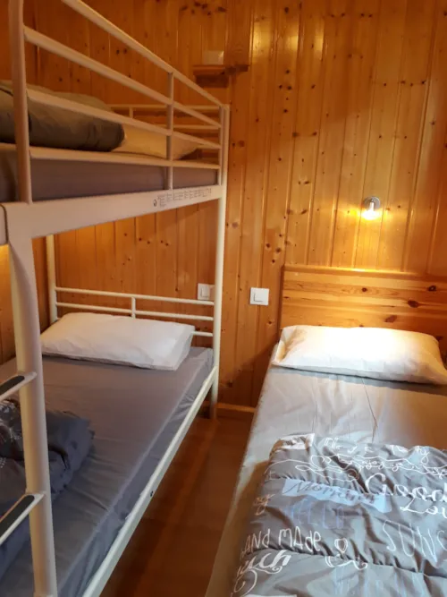 Mietunterkunft - Hütte Arolle 2 Zimmer / Ankunft Und Abfahrt Am Samstag Im Juli Und August - image n°4 - Camping Les Marmottes