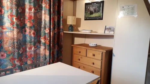 Huuraccommodatie(s) - Chalet Moréa Gentiane 2 Slaapkamers / Aankomst En Alloceert Zondag In De Maanden Juli En Augustus. - image n°3 - Camping Les Marmottes