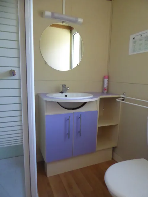 Huuraccommodatie(s) - Chalet Moréa Gentiane 2 Slaapkamers / Aankomst En Alloceert Zondag In De Maanden Juli En Augustus. - image n°7 - Camping Les Marmottes