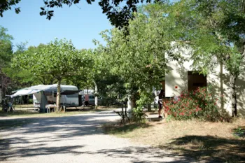 Stellplatz - Stellplatz Zelt, Wohnwagen, Wohnmobil - Camping Le Pastory