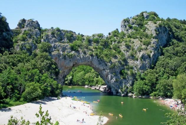 Region Camping La Simioune En Provence - Bollene