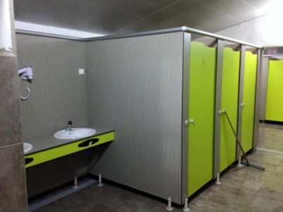 Camping pitch (package 1 person + 1 vehicle), 10A electricity included — 5