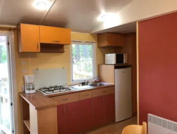 Mietunterkunft - Mobilheim Cigale-  2 Schlafzimmer Kleines Budget + Tv ( 2 Erwachsene + 2 Kinder) - Camping La Simioune Vaucluse et Drome Provencale