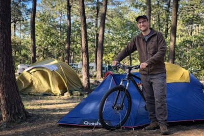 Bicycle pitch (1 person + 1 tent + 1 bike) without electricity — 1