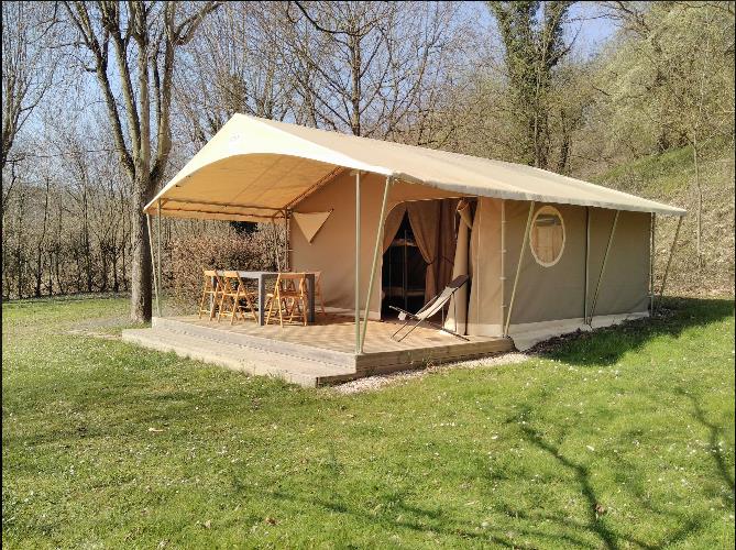 Accommodation - Canvas Bungalow 2 Bedrooms - Camping Du Bois De La Dame