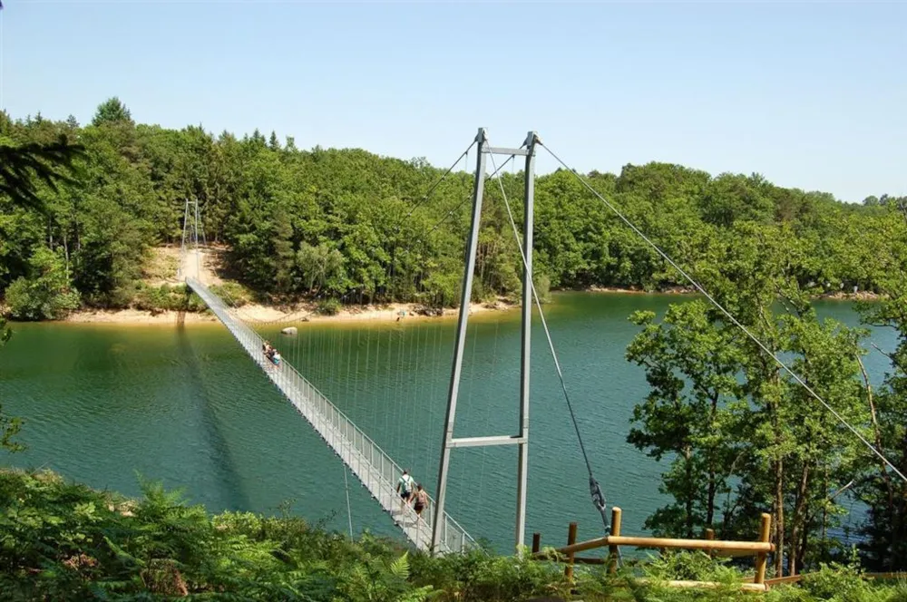 Camping Les Rives du lac Cantalès