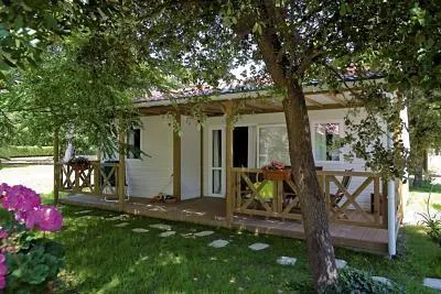 Location - Chalet Vanille - Camping le Sous Bois - Locations