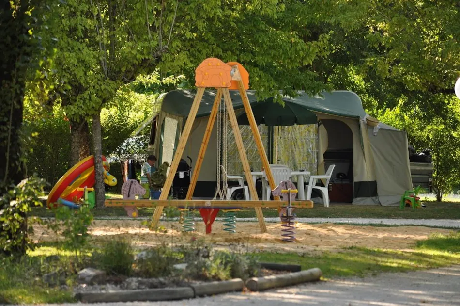 Camping LA CIGALINE
