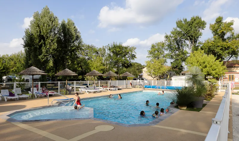 Camping 1 Personne + Élec